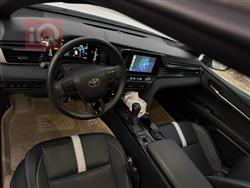 تۆیۆتا کامری